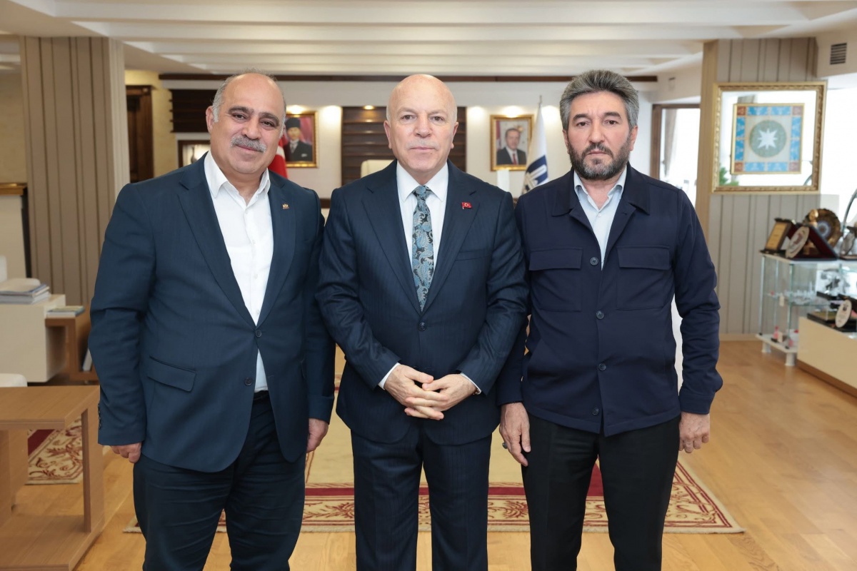 Erzurum Şube Başkanımız Abdullah Sunar Erzurum Büyükşehir Belediye Başkanı Mehmet Sekmen’i Ziyaret Etti