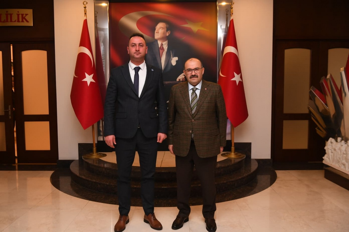 Balıkesir İl Başkanımız Kerim İrevül, Balıkesir Valisi Sayın İsmail Ustaoğlu’nu Ziyaret Etti