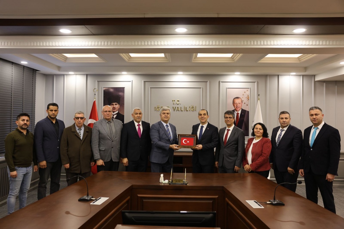 Iğdır İl Başkanımız Nihat Güneş, Iğdır Valisi Sayın M. Fırat Taşolar’a Hayırlı Olsun Ziyareti Gerçekleştirdi